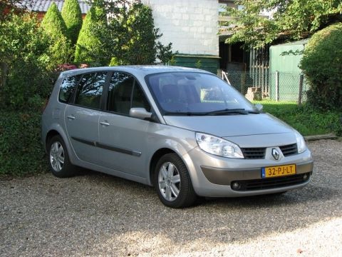 Renault Grand Scénic 1.9 dCi 120 Privilège Luxe (2004)