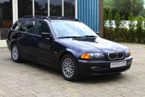 BMW 328i touring Executive (2000)