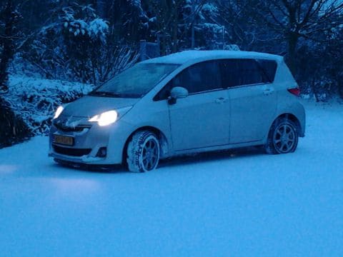 Toyota Verso-S 1.3 VVT-i Dynamic (2012)