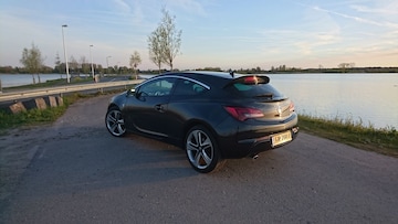 Opel Astra GTC 2.0 CDTI 165pk Sport (2013)