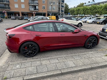 Tesla Model 3 Performance AWD (2025)