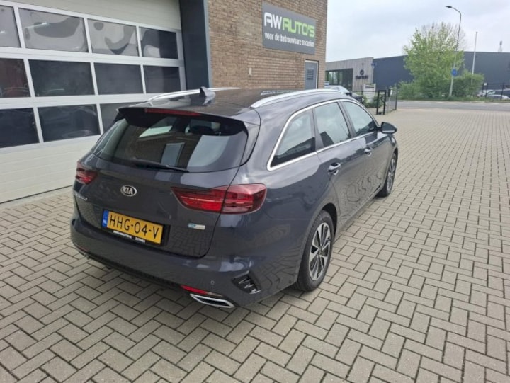 Kia Ceed Sportswagon 1.6 GDi PHEV DynamicLine (2020)