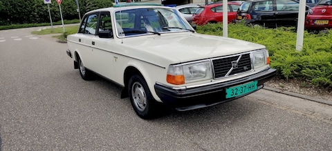 Volvo 244 GL 2.1
