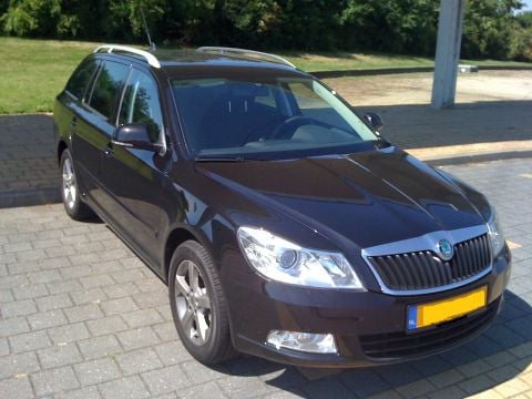 Skoda Octavia Combi 1.2 TSI Elegance Businessline (2010)