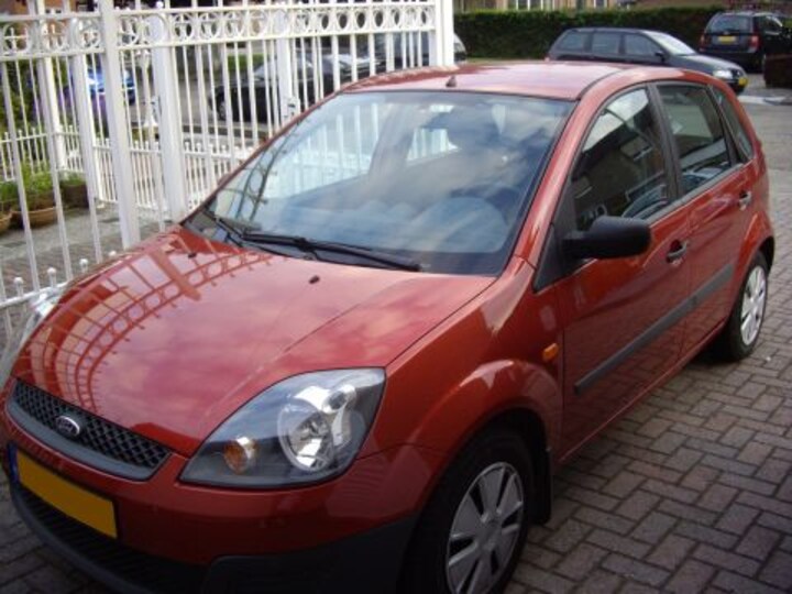 Ford Fiesta 1.3 Champion (2006)