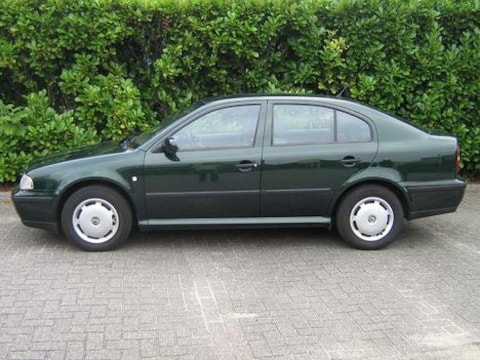 Skoda Octavia 2.0 SLX (2000)