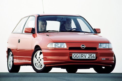 Opel Astra 2.0 GSi (1993)