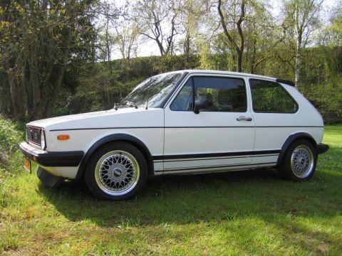 Volkswagen Golf GTI (1983)