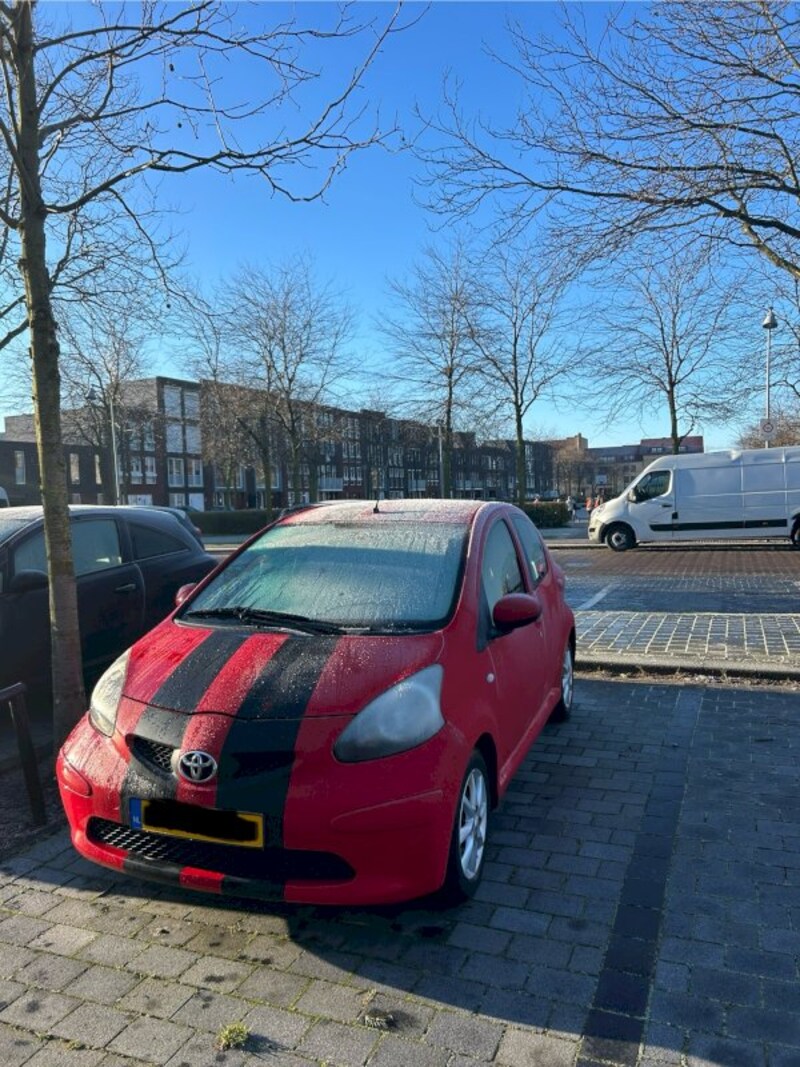 Toyota Aygo 1.0 12v VVT-i + (2008)