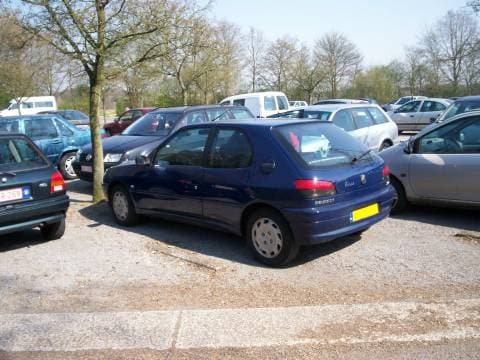 Peugeot 306 XRd 1.9 (2000)