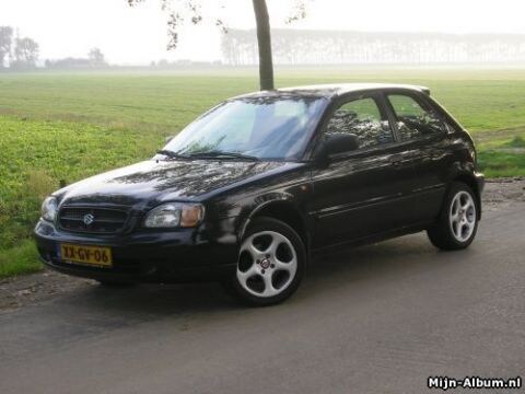 Suzuki Baleno 1.6 Sport (1999)