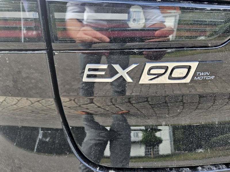 Volvo EX90 Twin Motor Plus (2025)