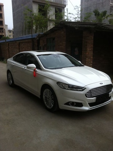 Ford Mondeo 2.0 Ecoboost Titanium (2014)