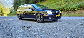 Opel Vectra Stationwagon 1.8-16V Comfort (2004)