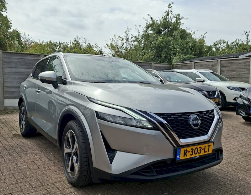 Nissan Qashqai DIG-T 158 N-Connecta (2022)
