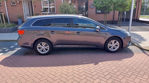 Toyota Avensis Wagon 1.8 VVT-i Business