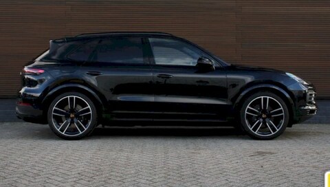 Porsche Cayenne E-Hybrid Platinum Edition