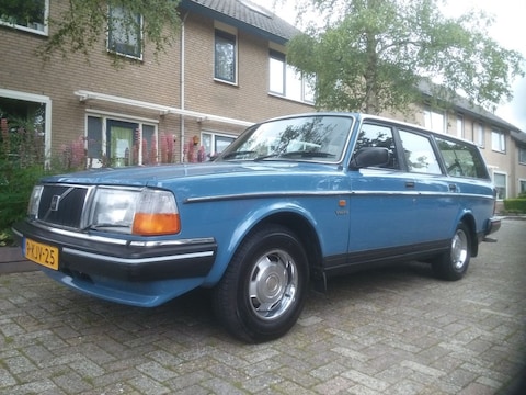 Volvo 240 GL 2.3 Estate (1987)