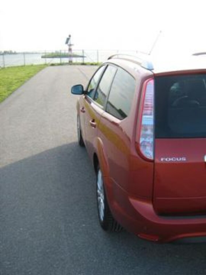 Ford Focus Wagon 1.6 TDCi 109pk Titanium