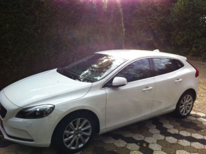 Volvo V40 D2 Summum (2012)