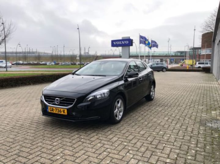 Volvo V40 D2 Business Summum (2015)