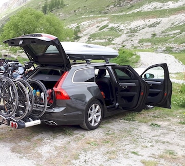 Volvo V90 D3 Momentum (2018)