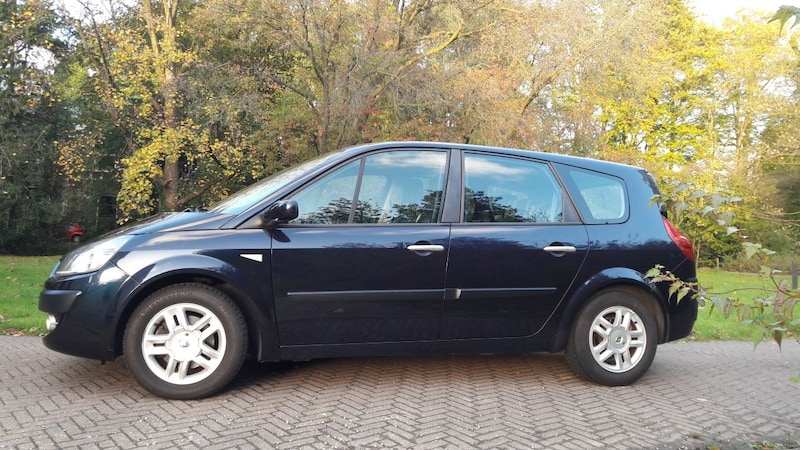 Renault Grand Scénic 1.5 dCi 105 Tech Line (2008)