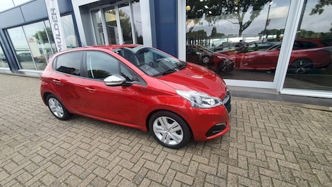 Peugeot 208 Signature 1.2 PureTech 82