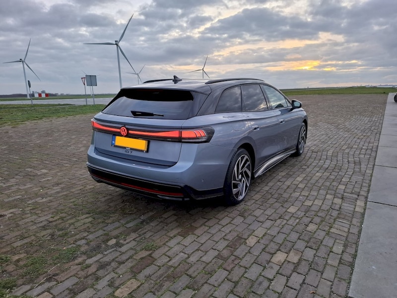 Volkswagen ID.7 Tourer 77kWh 286pk Pro Limited Edition (2025)