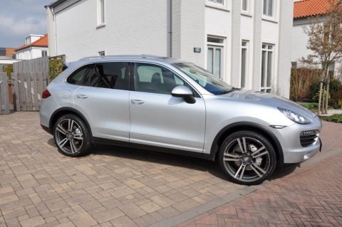 Porsche Cayenne S (2010)
