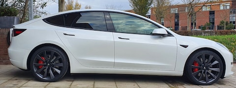 Tesla Model 3 Performance AWD