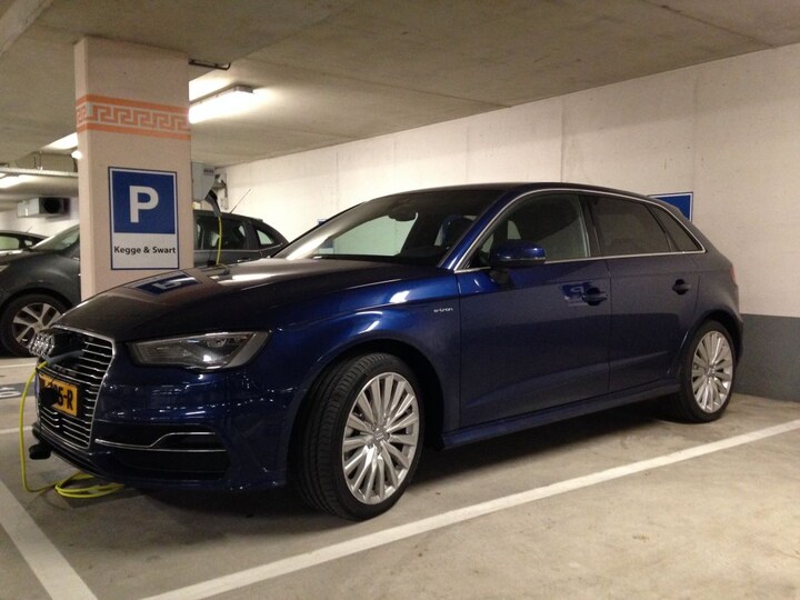 Audi A3 Sportback 1.4 TFSI e-tron Ambition Pro Line + (2015)