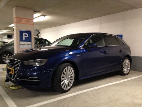 Audi A3 Sportback 1.4 TFSI e-tron Ambition Pro Line + (2015)