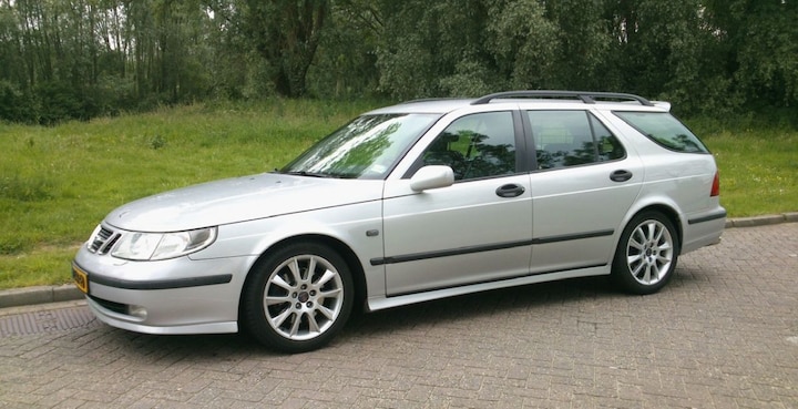 Saab 9-5 Estate 2.3 Turbo Aero (2002)