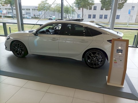 Honda Civic e:HEV Advance