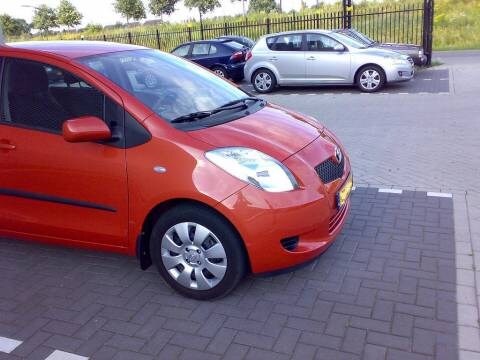 Toyota Yaris 1.3 16v VVT-i Linea Sol (2006)