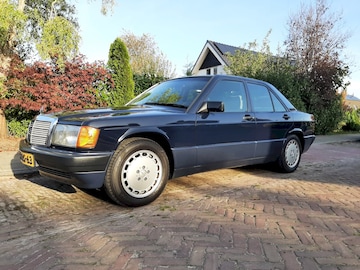 Mercedes-Benz 190 E 1.8 Basic (1992)