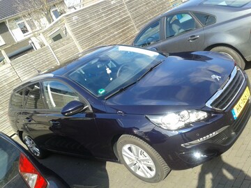 Peugeot 308 SW Blue Lease Executive Pack 1.6 BlueHDi (2015)