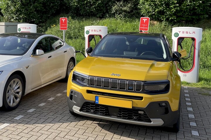 Jeep Avenger 54kWh Summit (2023) review - AutoWeek