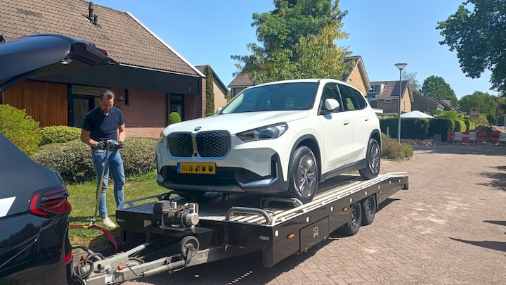 BMW iX1 eDrive20 (2025)