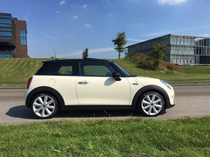 MINI Cooper (2016)