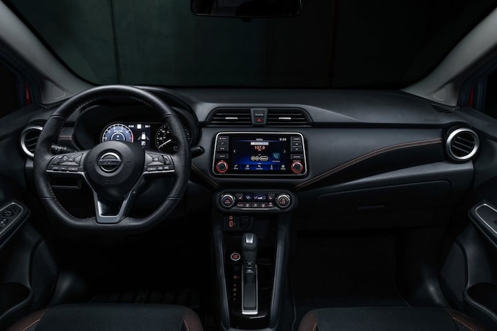 Nissan Versa