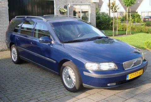 Volvo V70 2.4 T (2000)