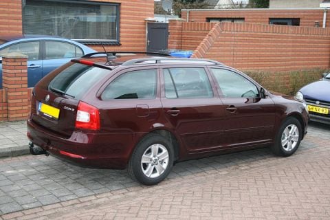 Skoda Octavia Combi 1.6 TDI Greentech Ambition (2011)