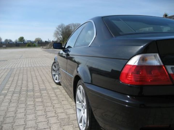 BMW 325Ci Executive (2001)