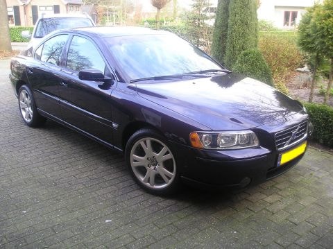 Volvo S60 D5 Edition (2005)