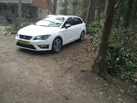 Seat Leon ST 1.4 TSI 122pk FR Business