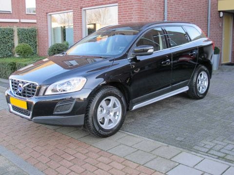 Volvo XC60 D3 DRIVe Momentum (2011)