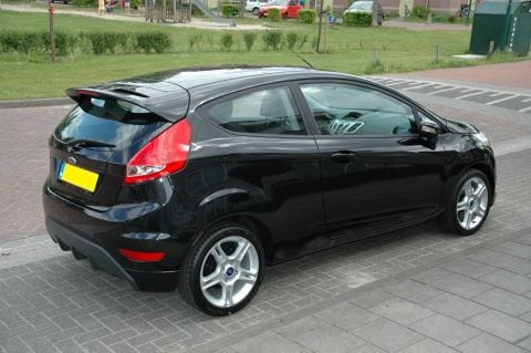 Ford Fiesta 1.6 Sport (2011)