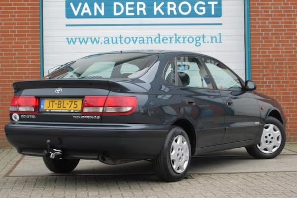 Toyota Carina E